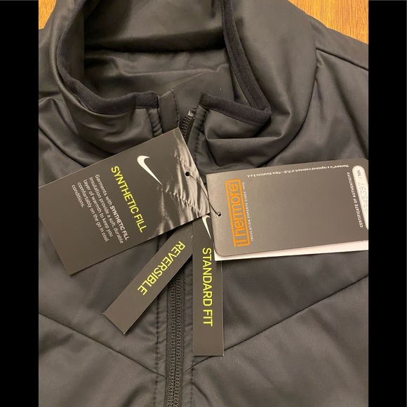 Nike Synthetic Filled Reversible Faux Fur Vest - Picture 4 of 6